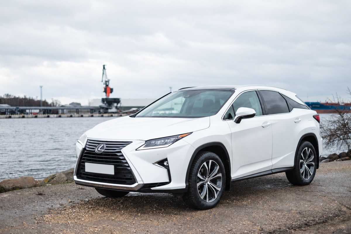 Lexus RX AL20, pre-facelift — representative generation photograph